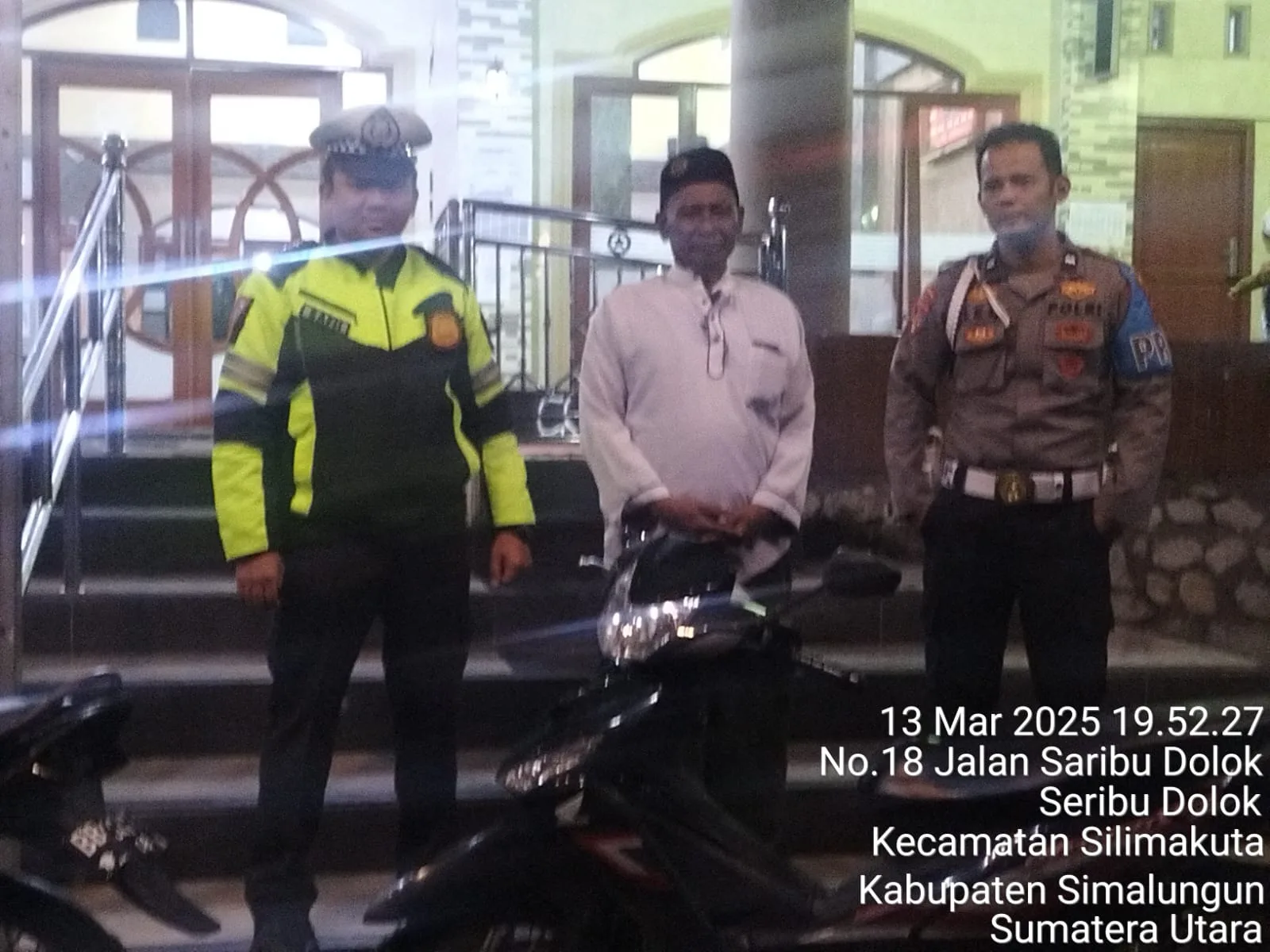 Sat Lantas Polres Simalungun Gelar Blue Light Patrol Selama Sholat Taraweh di Enam Masjid