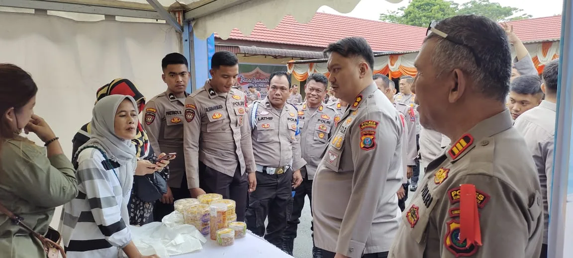 Kapolres Simalungun Pimpin Bazar Ramadhan Polri Presisi dan Baksos Ramadhan Bhayangkari 2025