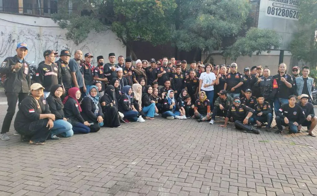 Tebarkan Berkah Ramadan, DPAC Karang Tengah BPPKB BANTEN Bagikan 600 Takjil