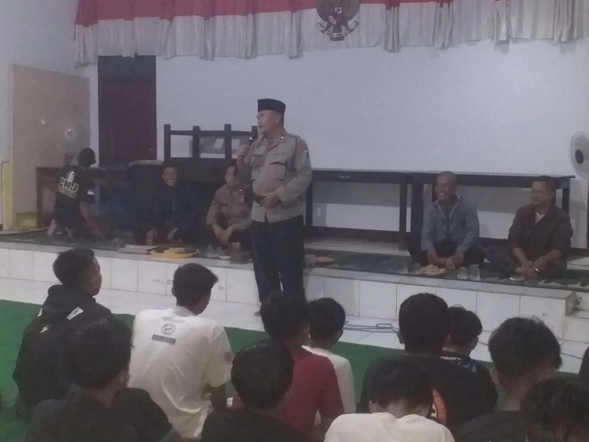 Sosialisasi Bahaya Narkoba di Dusun Sindang Hurip