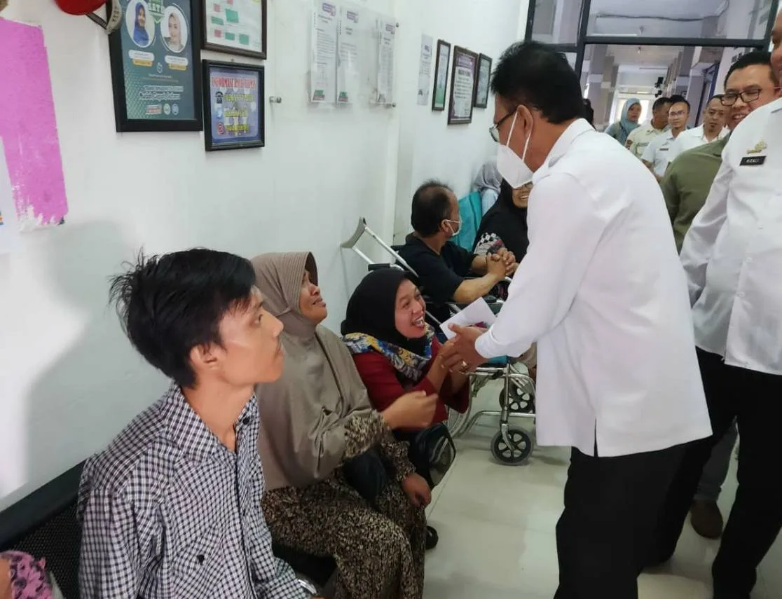 Sidak ke RSUD Ciamis, Bupati : Layani Masyarakat dengan Hati