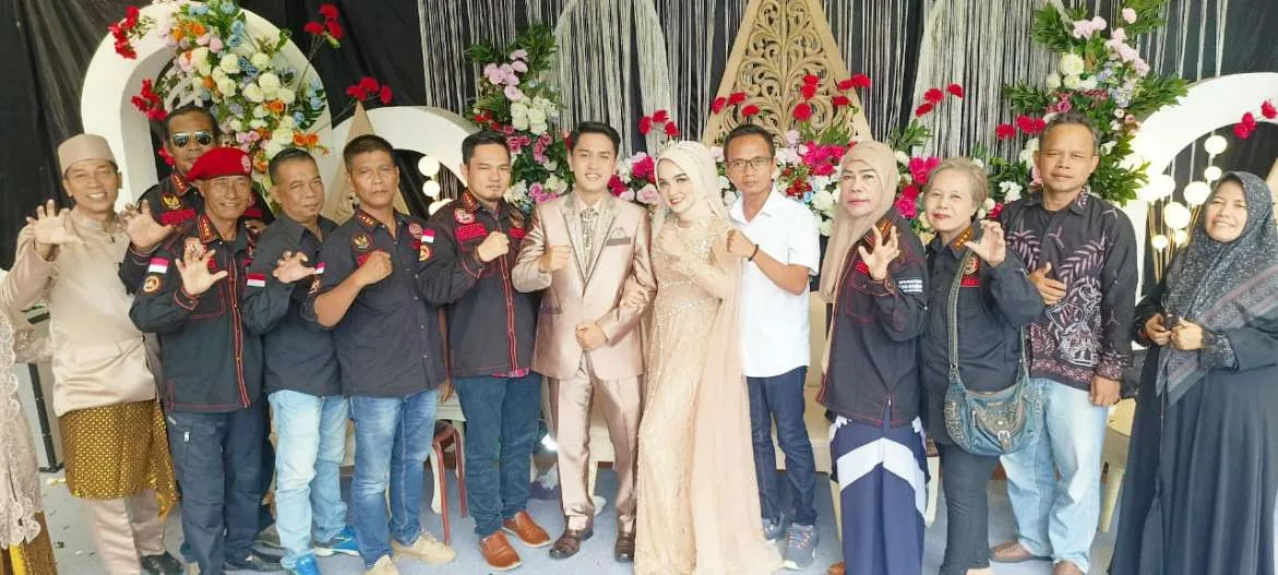 Ketua DPW Prov. Banten LSM HARIMAU Beserta Jajaran Hadiri Undangan Pernikahan Adik Kandung Dewan Pertimbangan Organisasi DPP LSM HARIMAU