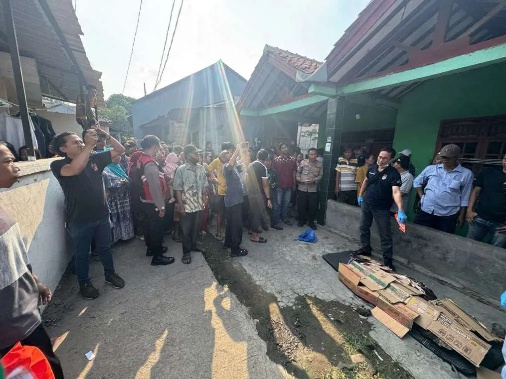 Polisi Ungkap Terduga Pelaku Yang Bakar Anak Kecil Usia 4 Tahun Polisi Buru Terduga Pelaku Bakar Anak 4 Tahun di Tangerang, Kapolres: Sudah Teridentifikasi