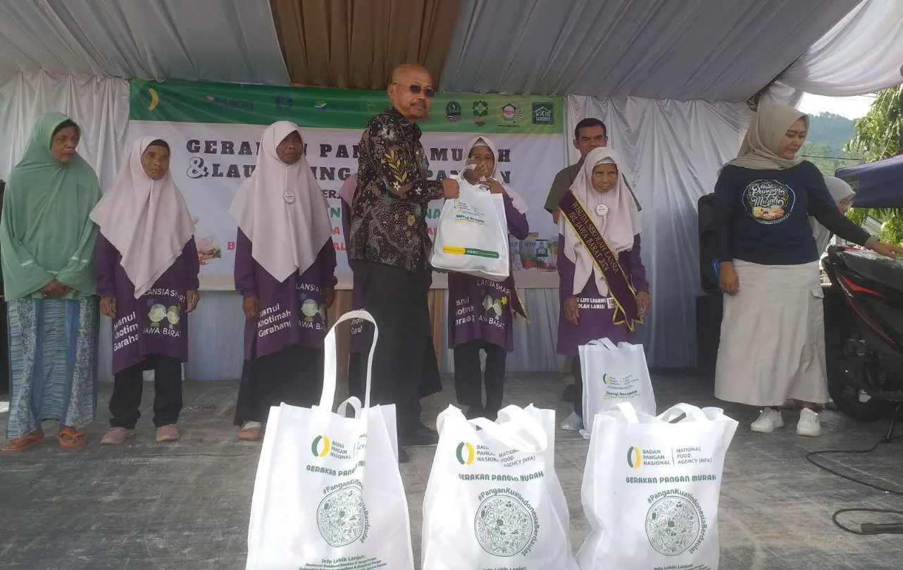 Hj Kania Herdiat : Melalui Gerakan Pangan Murah Stabilkan Harga