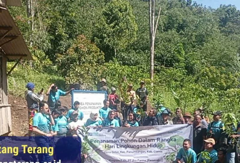 Biofarma Adakan Penanaman Pohon Produktif Bersama Kelompok KTH Mekar Rahayu 2