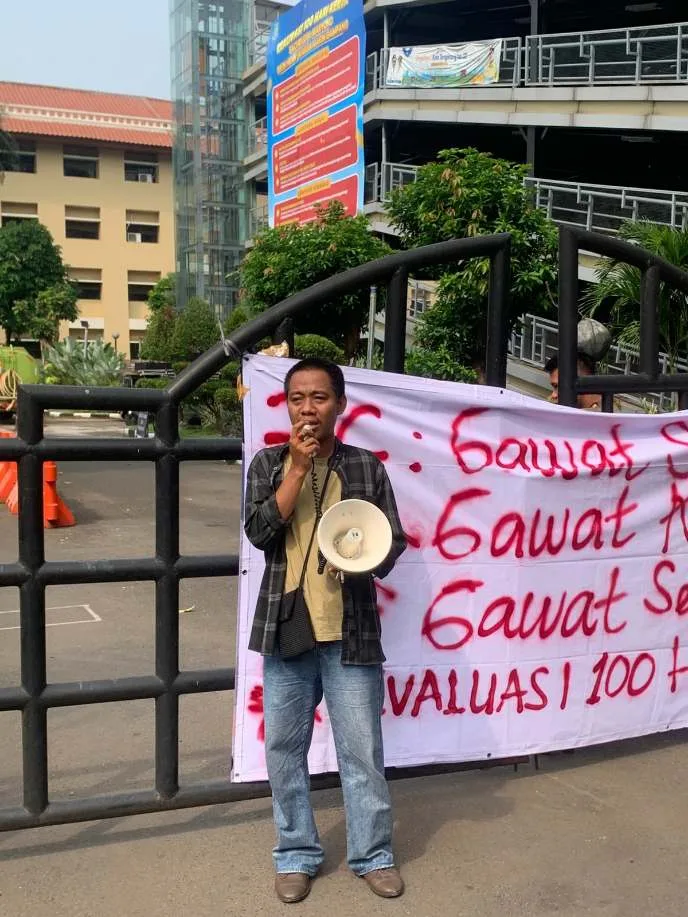 100 Hari Kerja Wali Kota,Puspem Di Geruduk Mahasiswa Dan Pemuda.