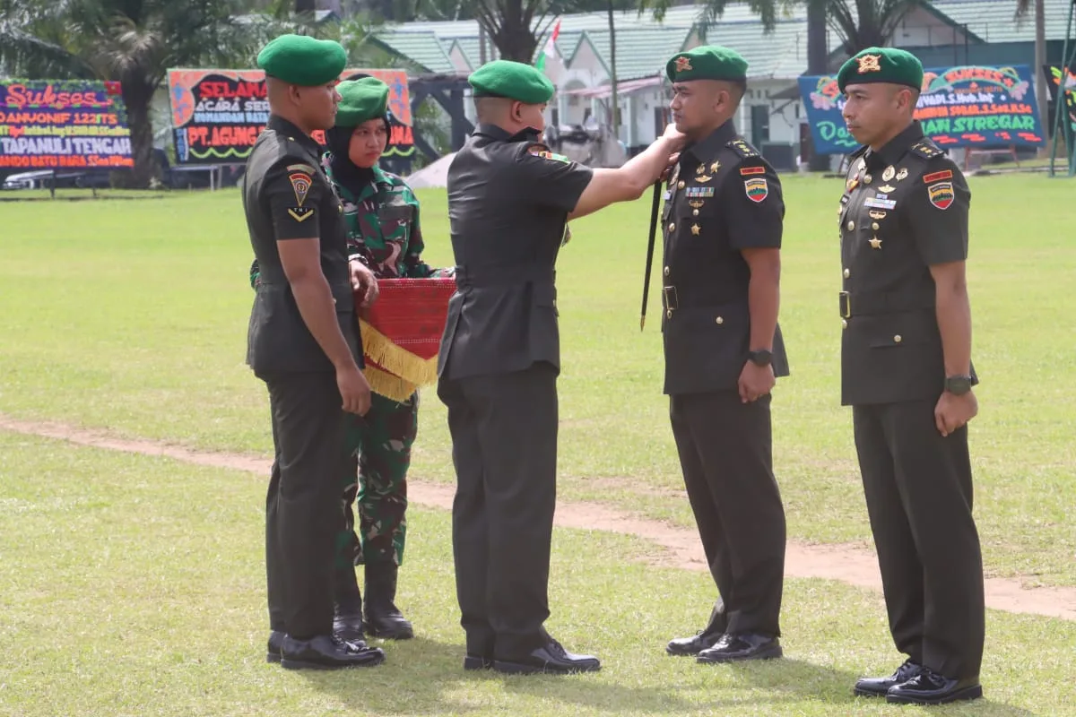 Kapolres Simalungun Hadiri Upacara Sertijab Komandan Yonif 122/Tombak Sakti, Wujud Sinergitas TNI-Polri