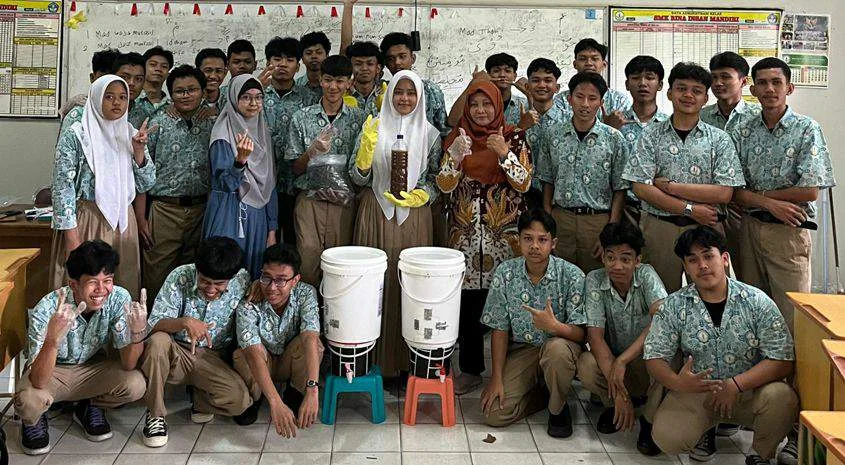 Tingkatkan Jiwa Wirausaha dan Peduli Lingkungan, Universitas Mercu Buana Gelar Pelatihan di SMK Bina Insan Mandiri Jakarta Barat