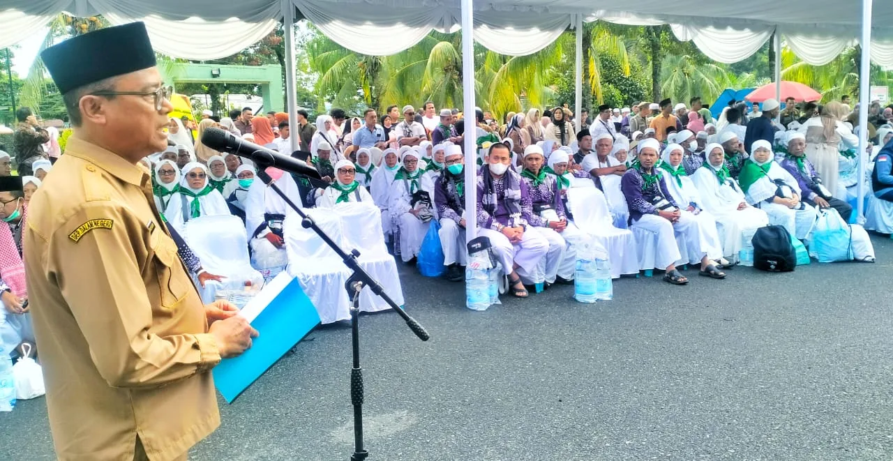 *212 Jamaah Haji Kabupaten Simalungun Tahun 2025 Tiba di Tanah Air Dalam Keadaan Sehat Walafiat*