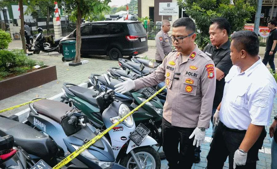 Dua Pelaku Curanmor Kelompok Rumpin Diringkus Polsek Pinang,10 Motor Disita