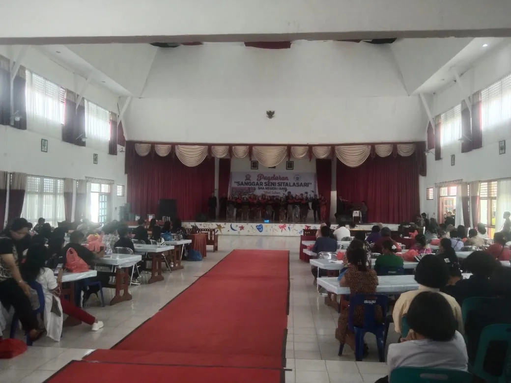 Pagelaran Sanggar Seni Sitalasari SMA N 1 Raya Kabupaten Simalungun
