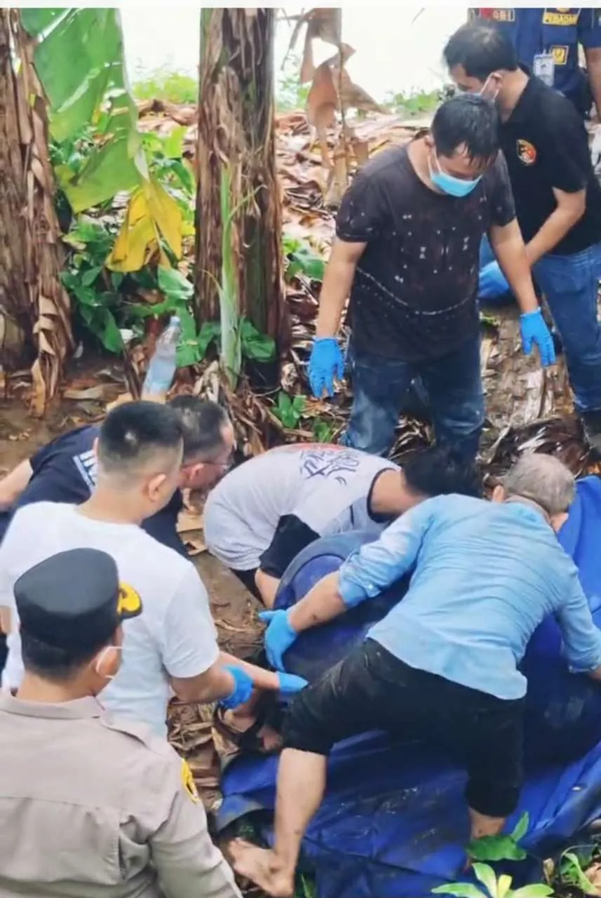 Di Temukan Mayat dalam Tong di Sungai Cisadane: Dugaan Pembunuhan Berencana