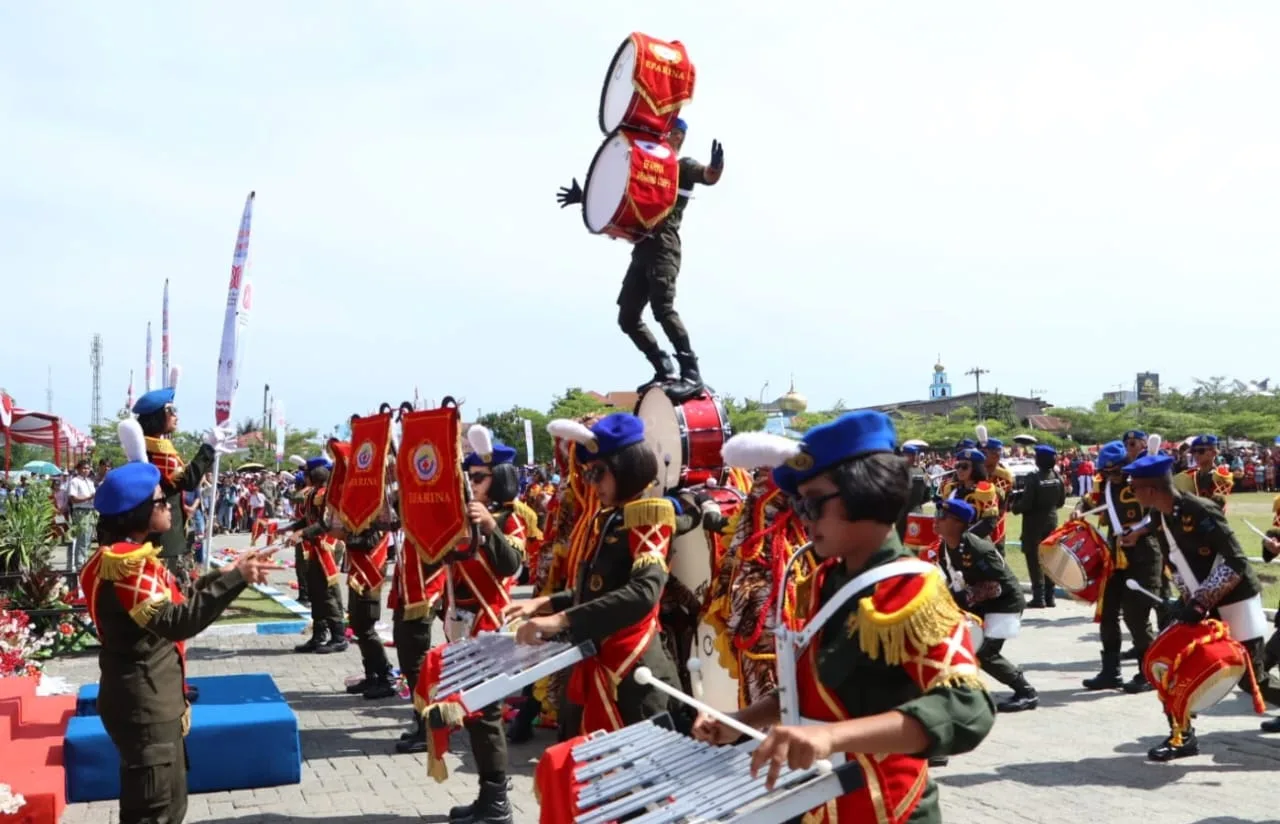 *Ribuan Warga Simalungun Antusias Ikuti Upacara Detik-Detik Proklamasi HUT ke-80 RI*