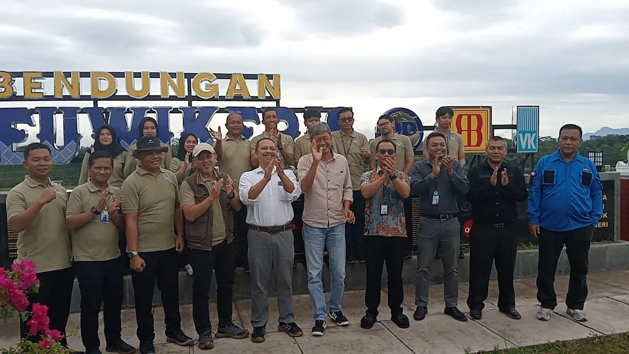 Komunitas Peduli Lingkungan Lestari Tanam 2.025 Pohon di Bendungan Leuwi Keris