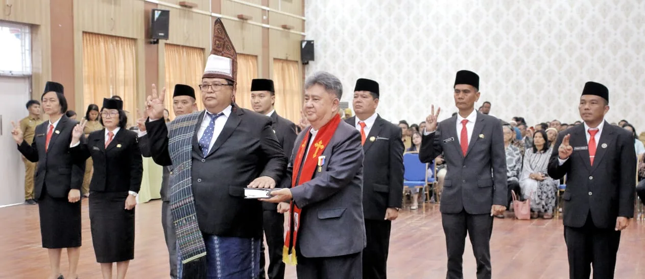 *Bupati Simalungun Lantik Mixnon Andreas Simamora Sebagai Sekda Simalungun*
