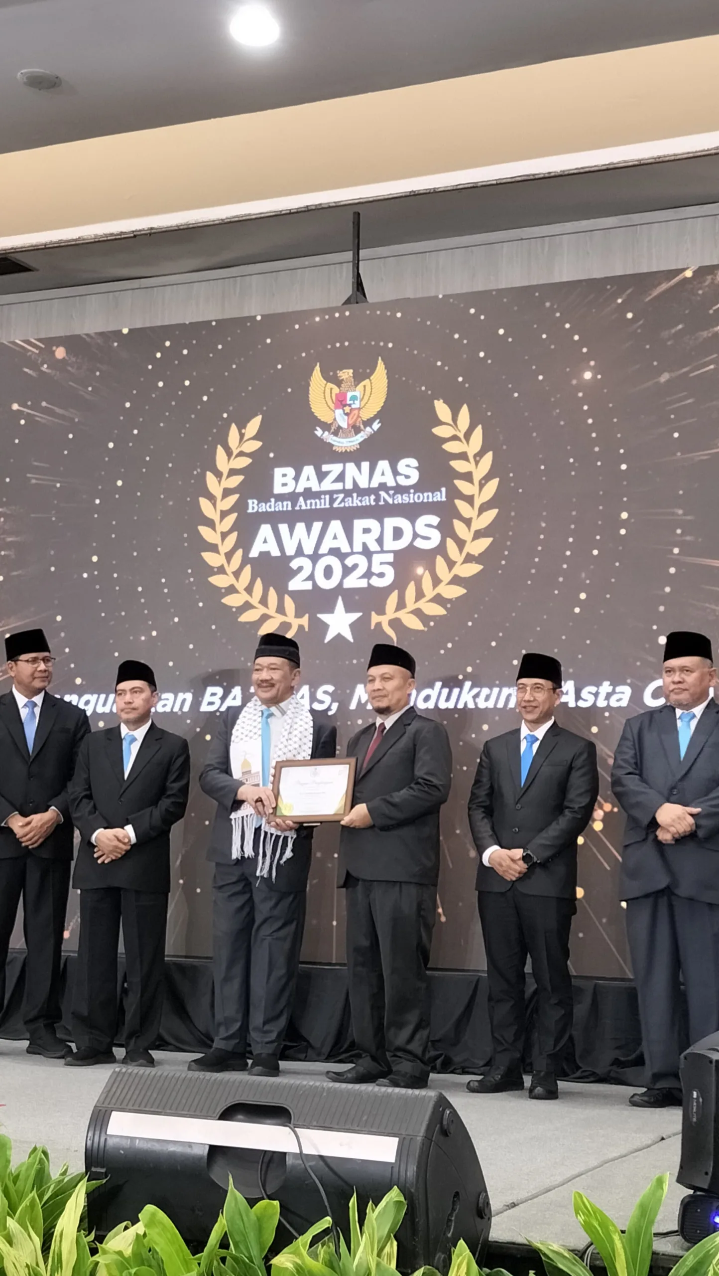 Digitalisasi Zakat Ciamis Diakui Nasional, Bupati Herdiat Raih Penghargaan BAZNAS RI