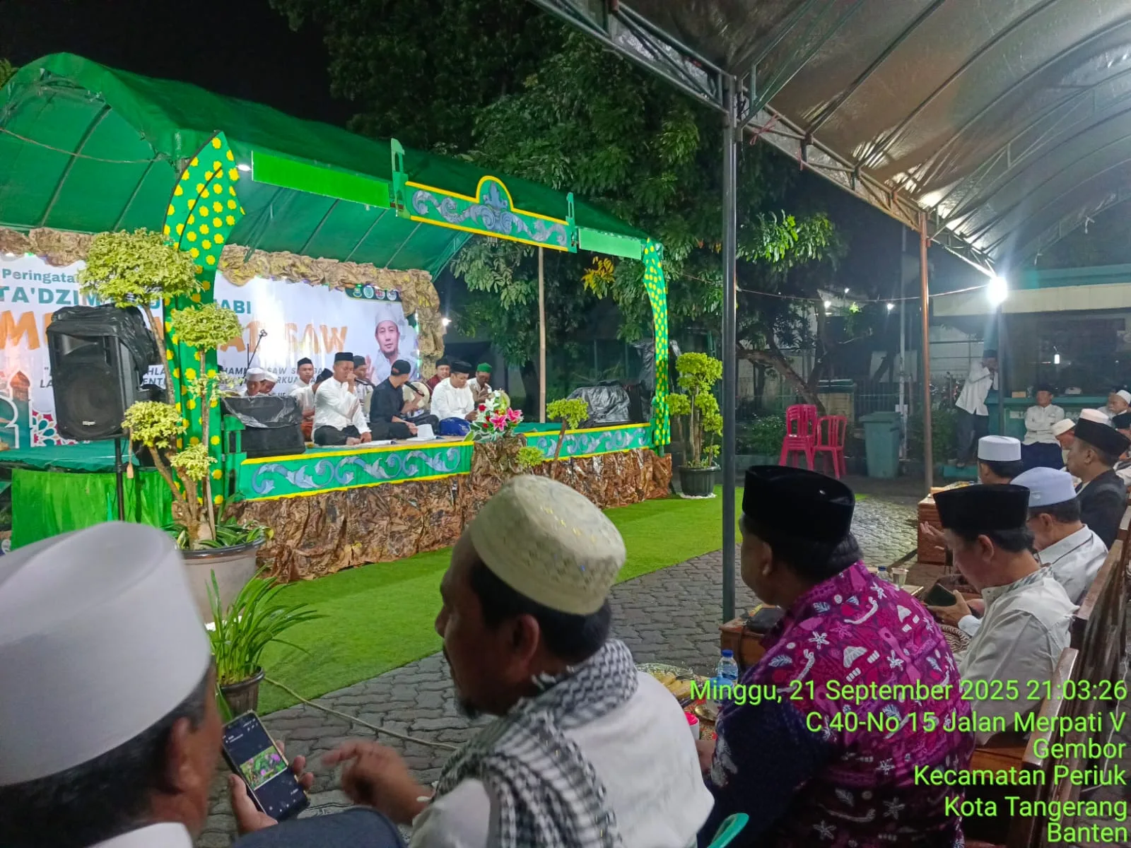 Bhabinkamtibmas Kelurahan Gembor Hadiri dan Lakukan Pengamanan Giat Peringatan Maulid Nabi