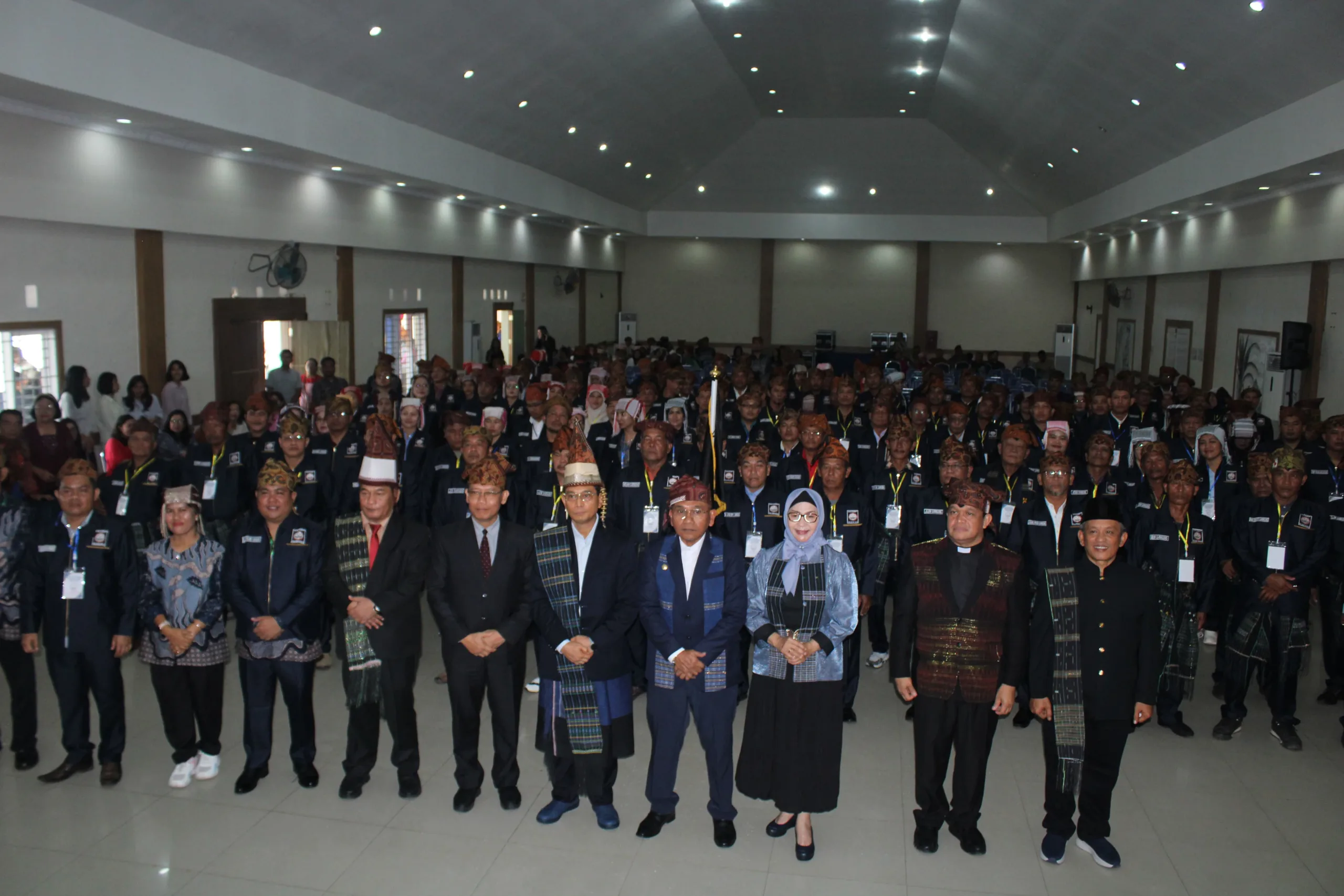 JR Saragih Lantik Pengurus HSGBP Kabupaten Simalungun dan Pengurus 30 Kecamatan