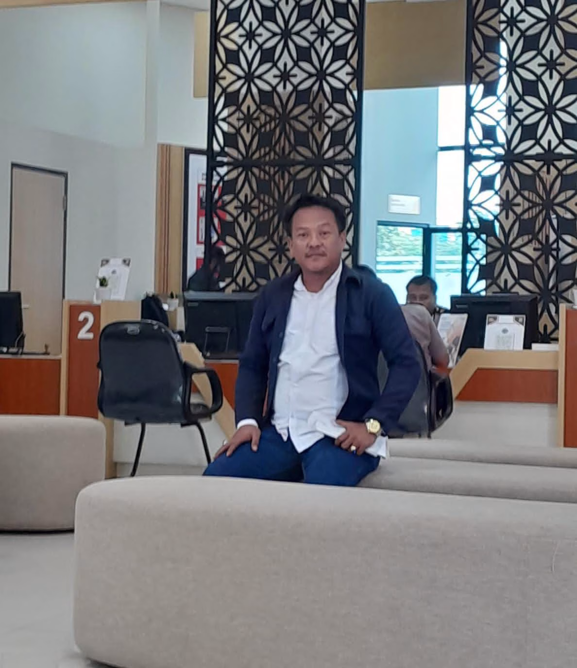 Pemerintah sebagai Subjek Hukum Publik dalam Pengelolaan Pajak Daerah