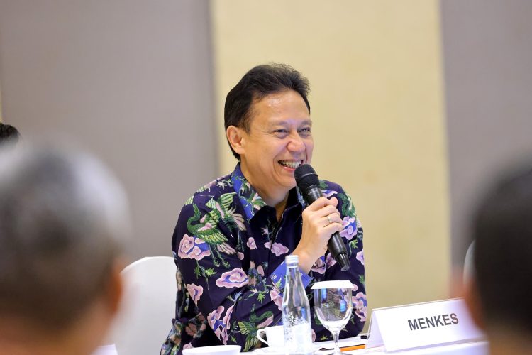 Menkes Budi : Prioritas Pertama Menjaga Masyarakat Tetap Sehat