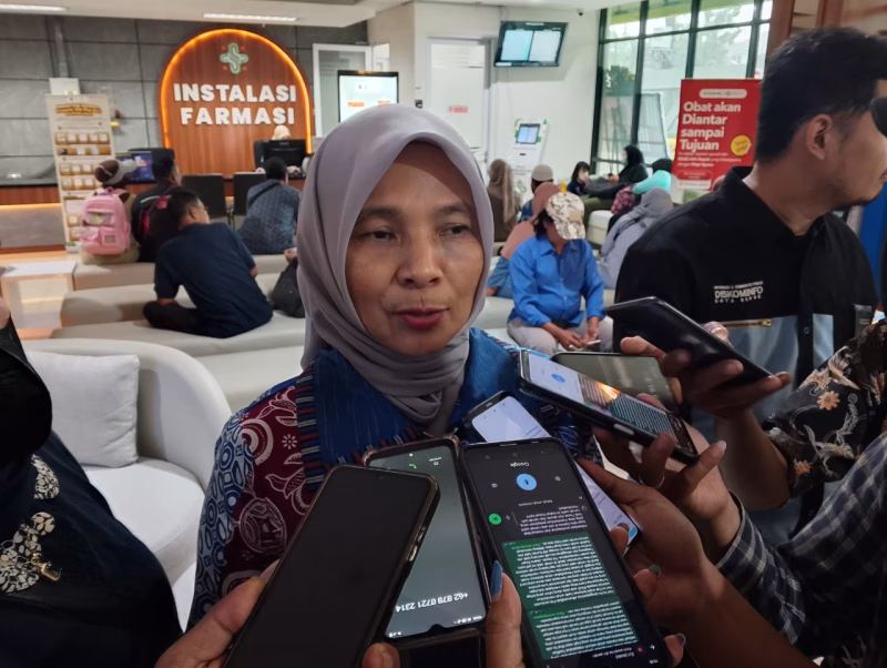 Dirut RSUD Asa Kota Depok Enny Ekasari tengah memberikan keterangan pers kepada awak media(dok.yopi)