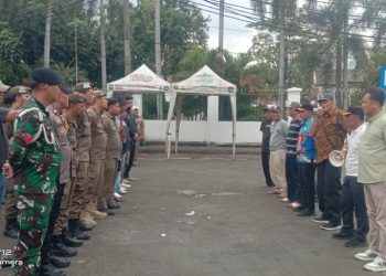 Kolaborasi PT. TNG Dan Soni Creative And Friends Warga Setempat untuk Tertibkan Pedagang di Jalur Evakuasi