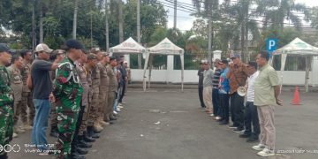 Kolaborasi PT. TNG Dan Soni Creative And Friends Warga Setempat untuk Tertibkan Pedagang di Jalur Evakuasi