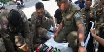 Satpol PP Kota Bandung Gelar Operasi Penertiban Obat Type G dan Miras 