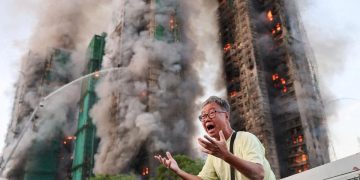 Kompleks apartemen di Hong Kong terbakar Puluhan Orang Meninggal