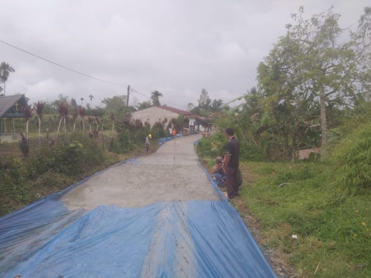 Dugaan Proyek Siluman di Simalungun: Rekonstruksi Jalan Mintalim Raya Minim Transparansi, Dikerjakan Tanpa Tulangan Besi