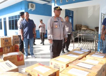 Dapur Umum Polres Simalungun Bekerja Dua Hari Non-Stop, Siapkan 1.620 Paket Makanan untuk Korban Siklon Tropis