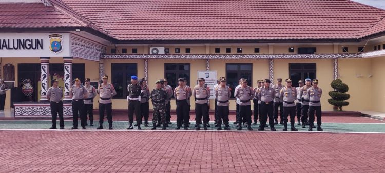 Kapolres Simalungun Pimpin Apel Gelar Pasukan Operasi Lilin Toba-2025, 146 Ribu Personel Gabungan Siap Amankan Nataru
