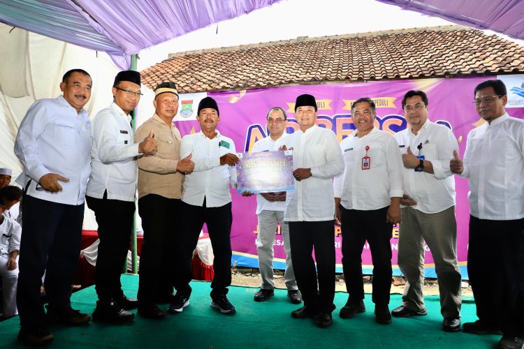 Warga Terdampak TPA Jatiwaringin, Gratis Pemasangan 250 Pipa Air Bersih Dari PERUMDAM TKR Kabupaten Tangerang