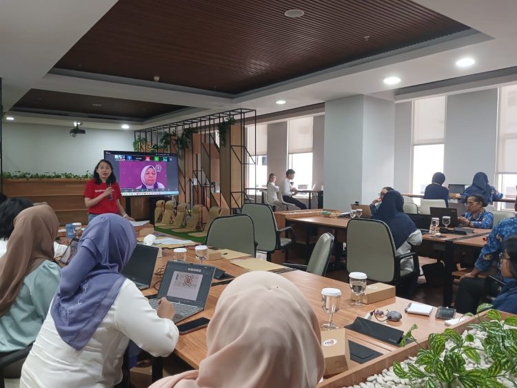Enam Tahun Anak Hilang, Ibu Nangis di KemenPPPA : Negara Jangan Lagi Diam.