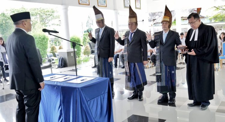 Dewas PDAM Kabupaten Simalungun Periode 2025-2029 Resmi Dilantik Oleh Bupati Simalungun