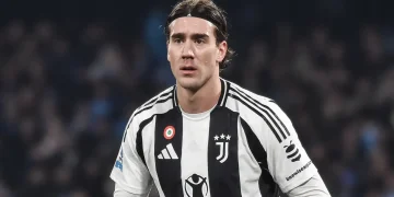 Dusan Vlahovic mengalami cedera serius pada paha kiri