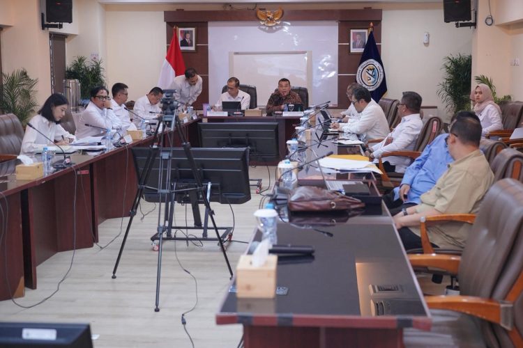 Tindak Lanjuti Penyelesaian Lahan Transmigrasi di Muaro Jambi, Wamen Ossy: Harus Hati-hati dan Sesuai Ketentuan Hukum