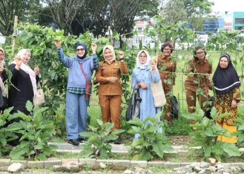 Kunjungan Pokja Bunda PAUD Kabupaten Simalungun ke Rumah Dinas Bupati: Semangat Kekeluargaan dan Ketahanan Pangan