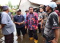 Bupati Tangerang Salurkan Bantuan bagi Korban Banjir di Pakuhaji