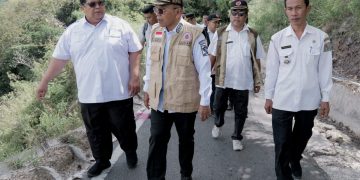 Bupati Simalungun Tinjau Jalan Longsor di Haranggaol: Gerak Cepat untuk Jalan Vital