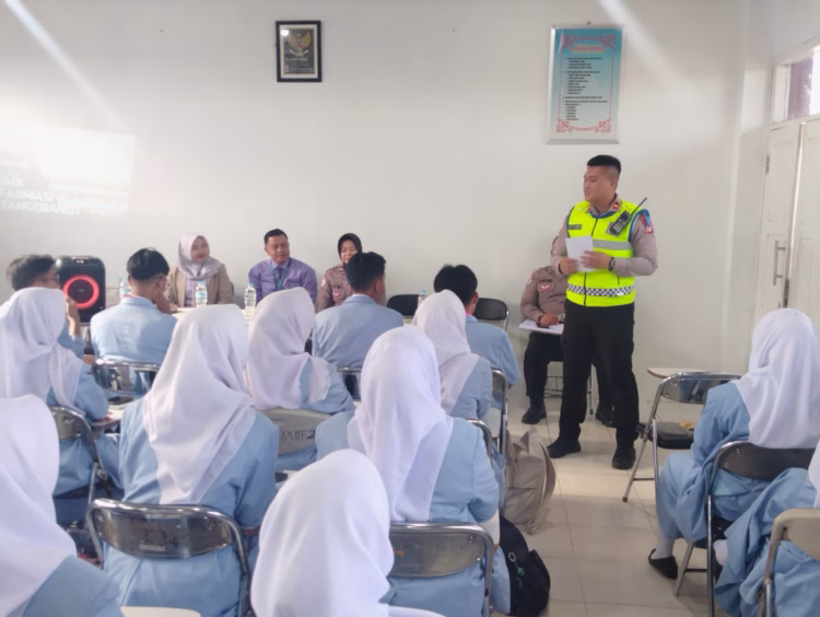 Satlantas Polres Metro Tangerang Kota Edukasi Pelajar SMK Lewat Ops Keselamatan Jaya 2026
