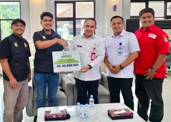Karang Taruna Kecamatan Curug: Serahkan Donasi Rp.62,5 Juta Untuk Bencana Sumatra Ke PMI Kabupaten Tangerang