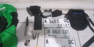 Polsek Batuceper Ringkus Dua Begal Bersenjata Tajam