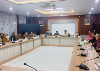 Komisi 1 DPRD Kota Tangerang Gelar RDP Menyelesaikan Permasalahan Pemilihan Rw. 11 Taman Jaya Kelurahan Cipondoh Makmur