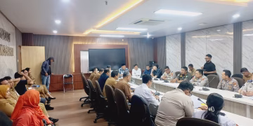 Komisi 1 DPRD Kota Tangerang Melaksanakan RDP Terkait PSU Embung Bugel Indah Karawaci