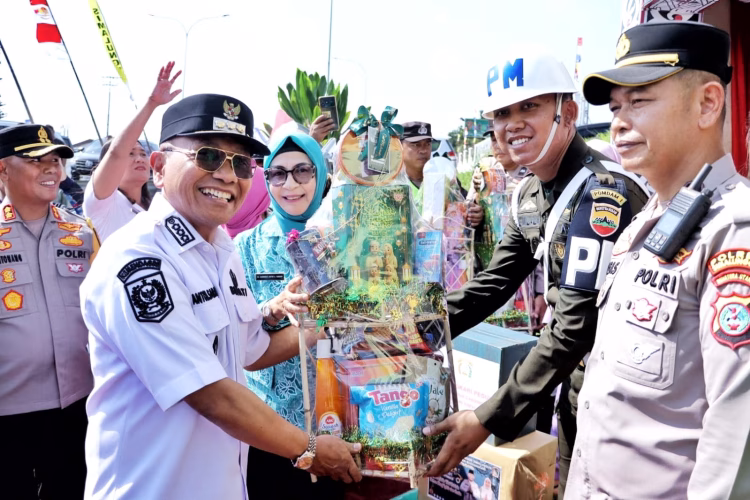 Pemkab Simalungun Gelar Shalat Idul Fitri 1447 H/2026 M di Halaman Kantor Bupati