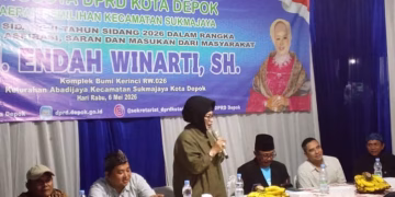 Reses Perdana di RW 026, Endah Winarti Komit Salurkan Laptop untuk Perkuat Posyandu