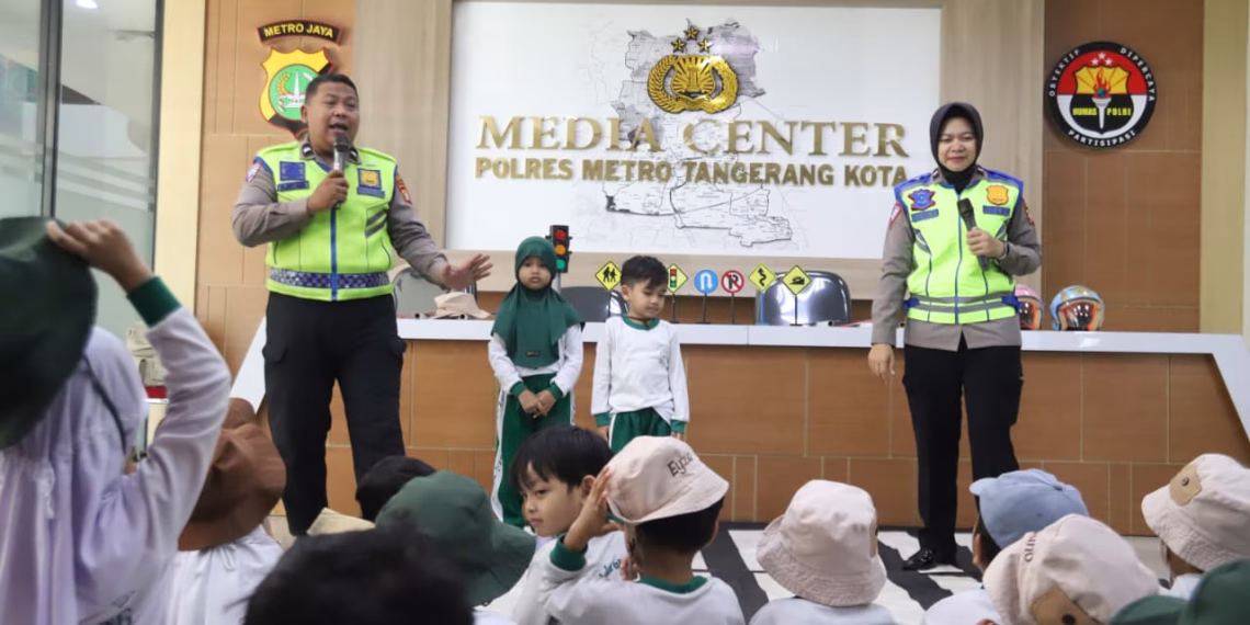 Sat Lantas Polres Metro Tangerang Kota Edukasi Anak TK Lewat Program Polisi Sahabat Anak