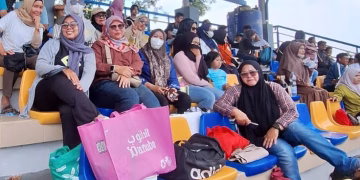 Dukungan para Mom ARK Pompa Semangat Arka Cs di Lapangan