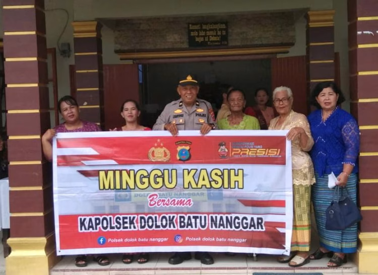 Minggu Kasih Polsek Dolok Batu Nanggar Beri Rasa Aman Jemaat Gereja di Sinaksak